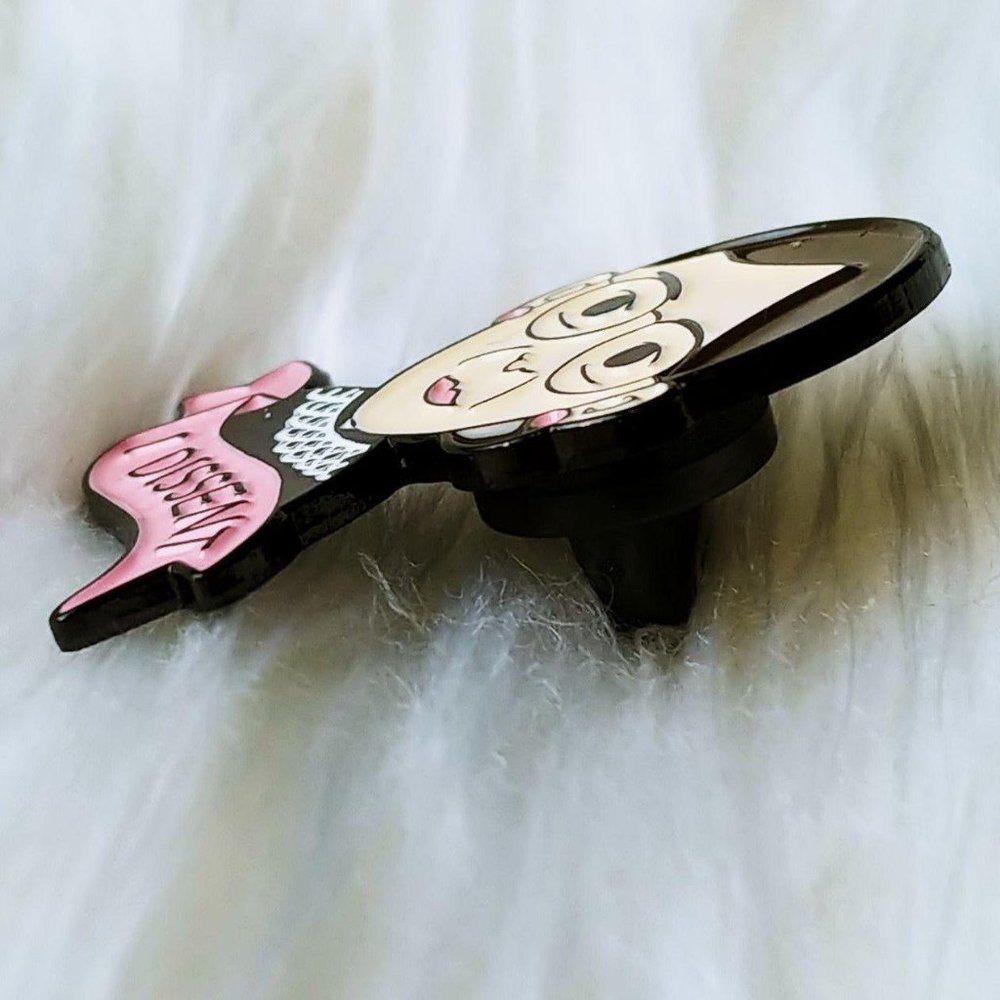 Ruth Bader Ginsburg Supreme Court Enamel Pin - Picture 3 of 4